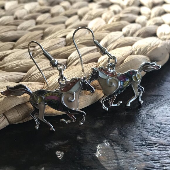 Equestrian Horse Enamel Dangle Earrings - Picture 3 of 4